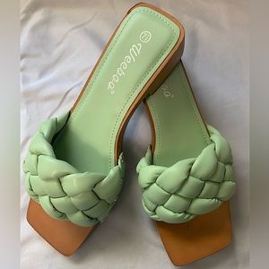 Beautiful Weeboo Slides